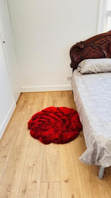3 Bed House East London Home Extérieur photo